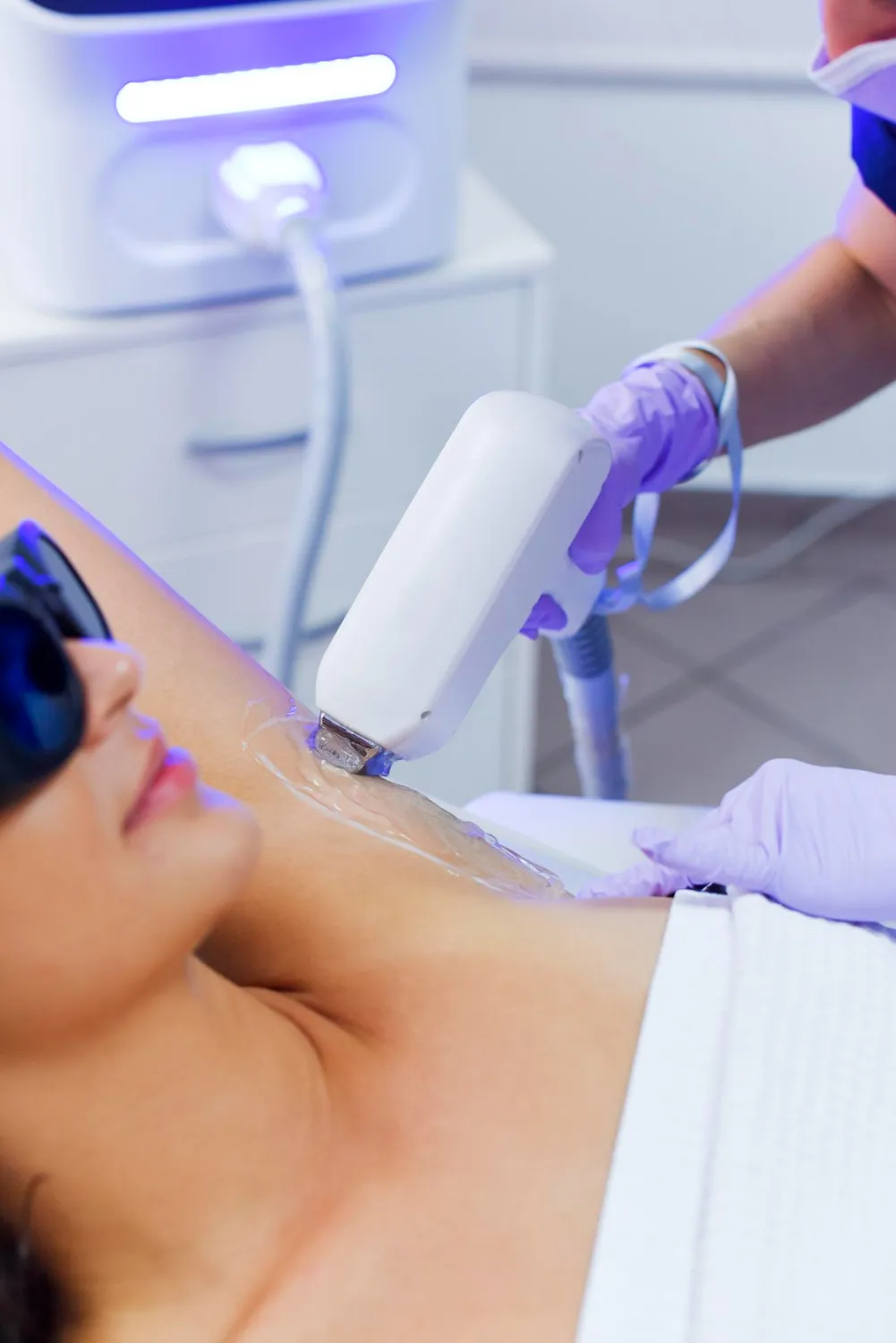 Laser Treatment for Dark Underarms / Bikini Areas