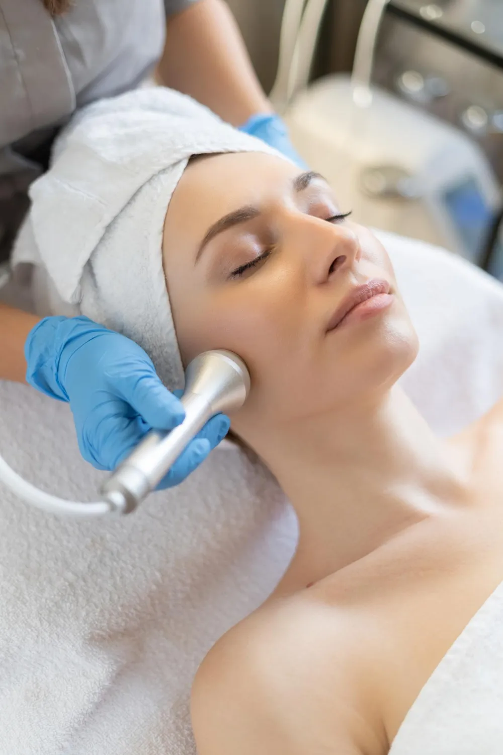 Hydrafacial / Oxygeneo Treatments